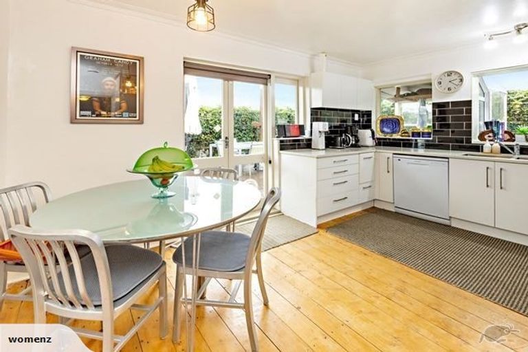 Photo of property in 41a Beach Road, Pahurehure, Papakura, 2113