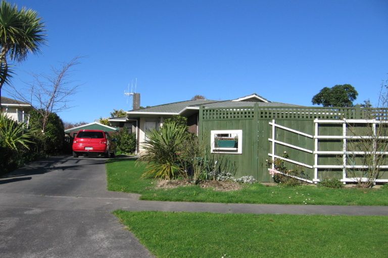 Photo of property in 7 Denver Place, Milson, Palmerston North, 4414
