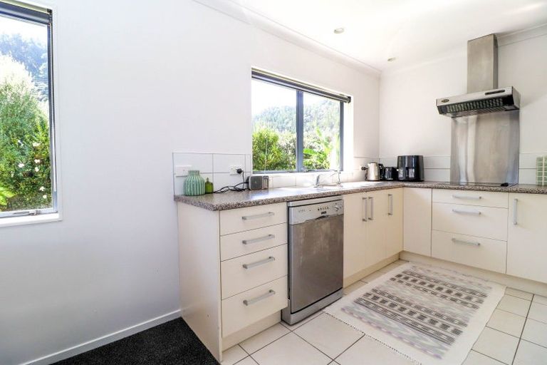 Photo of property in 115 Rennie Street, Thames, 3500