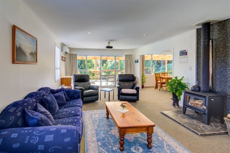 Photo of property in 65 Old Main Road North, Leithfield, Amberley, 7481