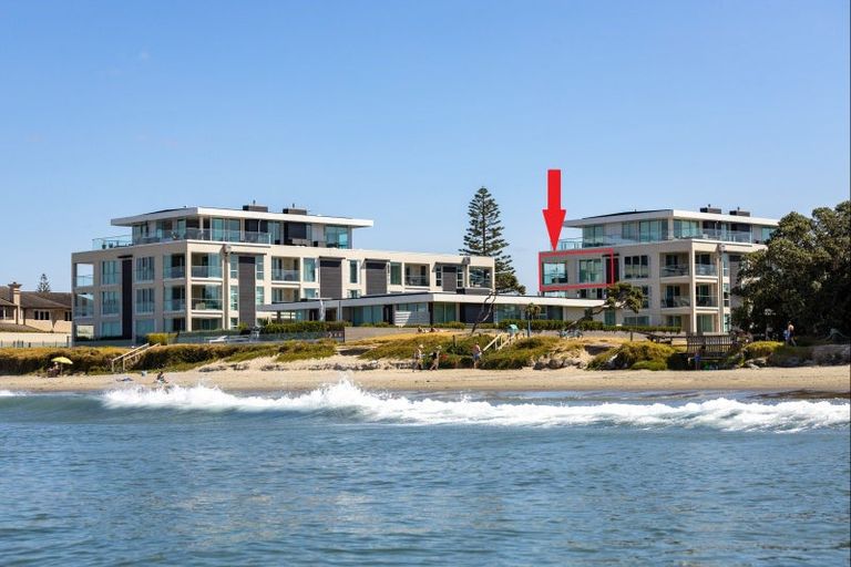 Photo of property in 12/383 Hibiscus Coast Highway, Orewa, 0931