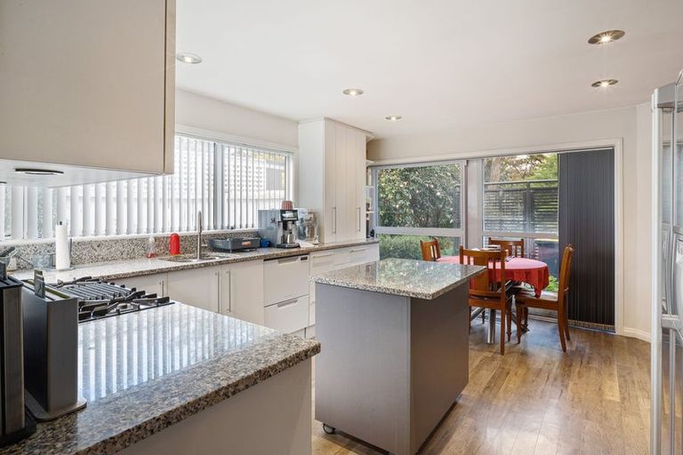 Photo of property in 103 Grahams Road, Burnside, Christchurch, 8053