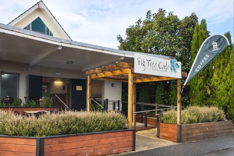 Photo of property in 340b Fergusson Drive, Heretaunga, Upper Hutt, 5018