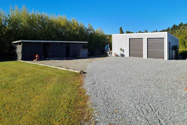 Photo of property in 29 Craig Road, Ruatapu, Hokitika, 7883