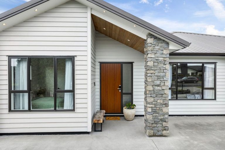 Photo of property in 202 Matua Road, Kumeu, 0810