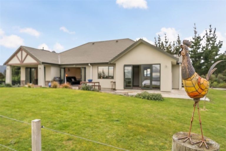 Photo of property in 32c Kaitoke Loop, Kaitoke, Upper Hutt, 5018