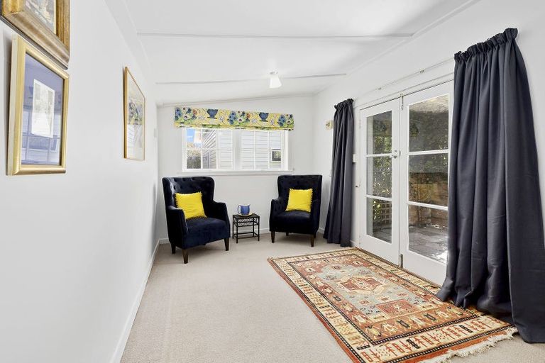 Photo of property in 66 Ludlam Street, Seatoun, Wellington, 6022