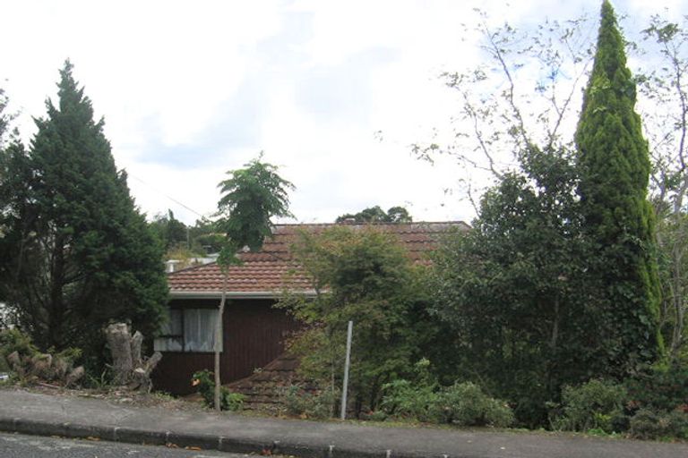 Photo of property in 2/2a Eastglen Road, Glen Eden, Auckland, 0602
