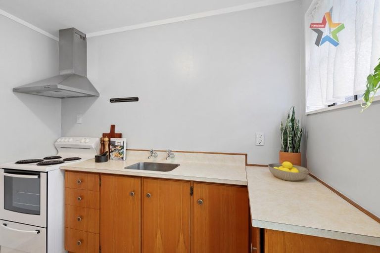 Photo of property in 1/7 Jutland Street, Waterloo, Lower Hutt, 5011