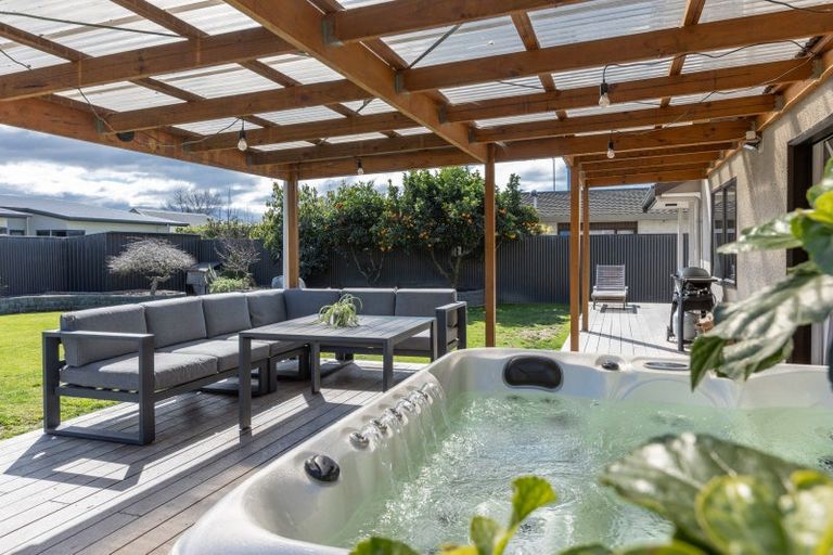 Photo of property in 166 Avondale Road, Greenmeadows, Napier, 4112