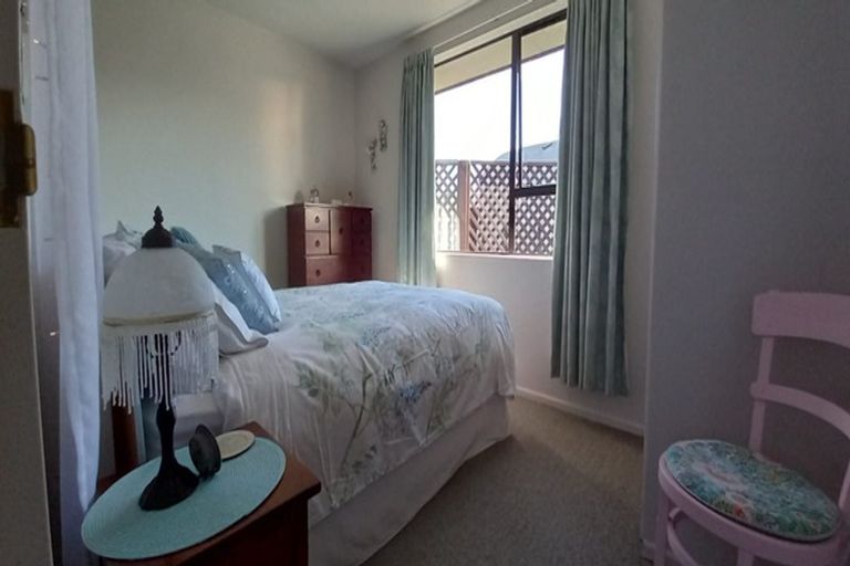 Photo of property in 21b Chartwell Close, Rangiora, 7400