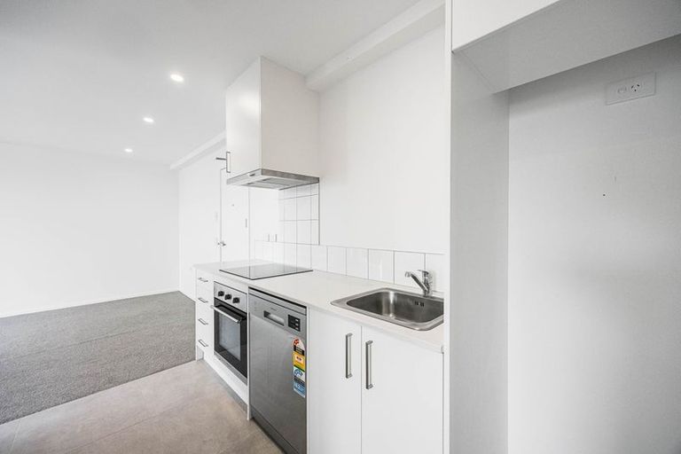 Photo of property in 108/28c Eileen Newey Place, Henderson, Auckland, 0612