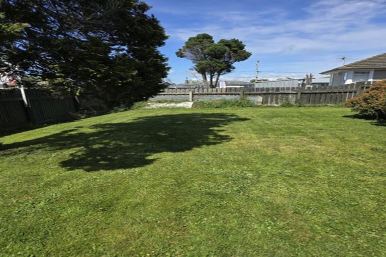 Photo of property in 33 Lister Crescent, Maraenui, Napier, 4110