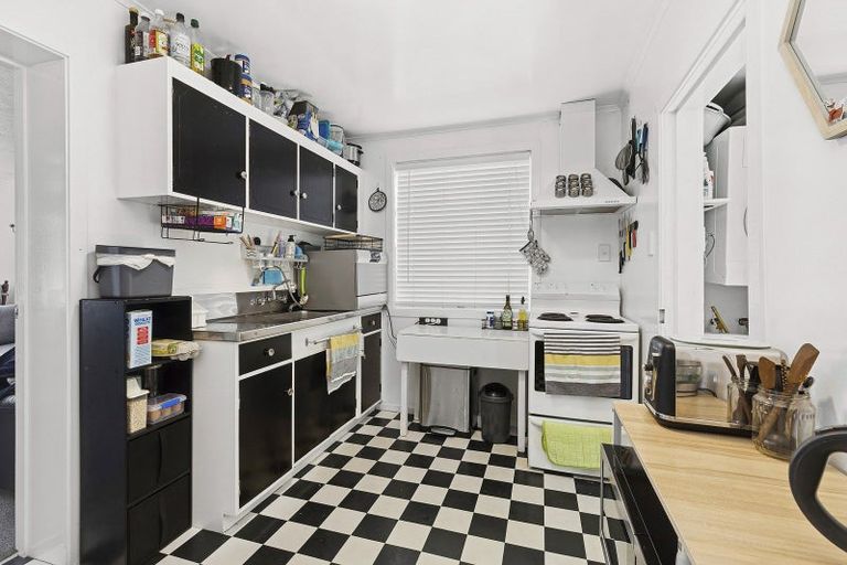 Photo of property in 23 Laura Avenue, Brooklyn, Wellington, 6021