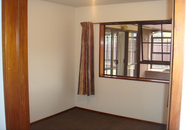 Photo of property in 43a Oakhampton Street, Hornby, Christchurch, 8042