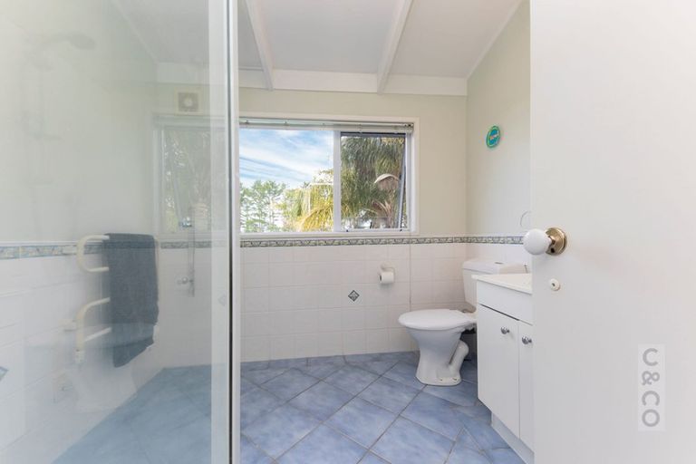 Photo of property in 30 Riverland Road, Kumeu, 0892