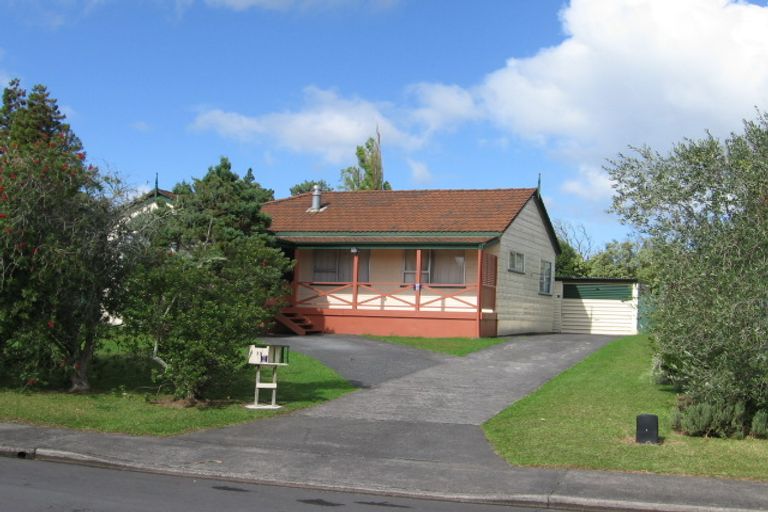 Photo of property in 19 Penfold Place, Henderson, Auckland, 0610