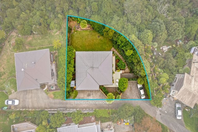 Photo of property in 2/28 Stephanie Close, Glenfield, Auckland, 0629