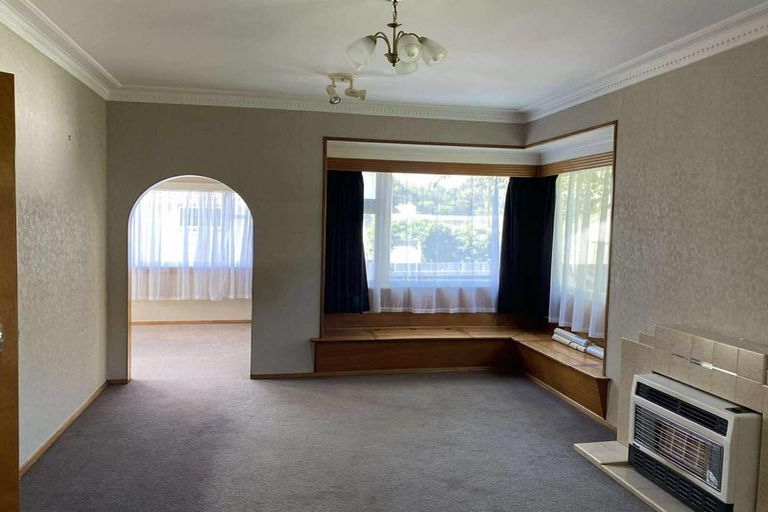 Photo of property in 4 Goodson Place, Hawera, 4610