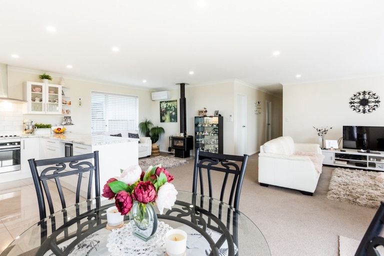 Photo of property in 140 North Shore Road, Eskdale, Napier, 4182