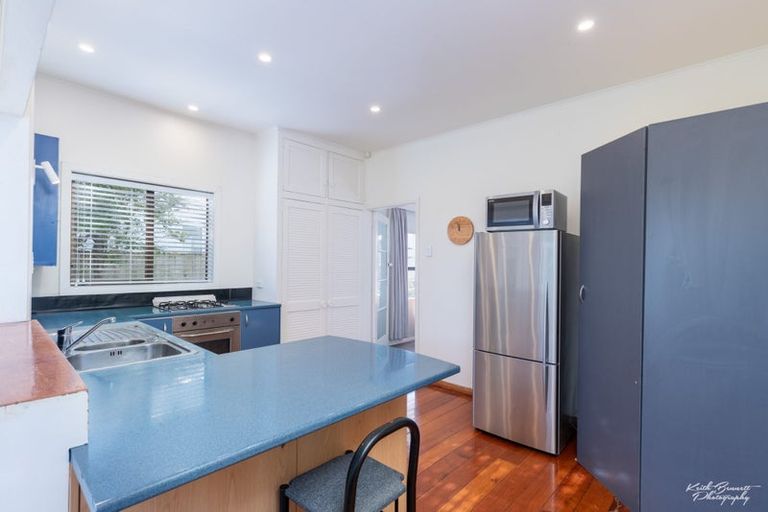 Photo of property in 11 Jessie Street, Petone, Lower Hutt, 5012