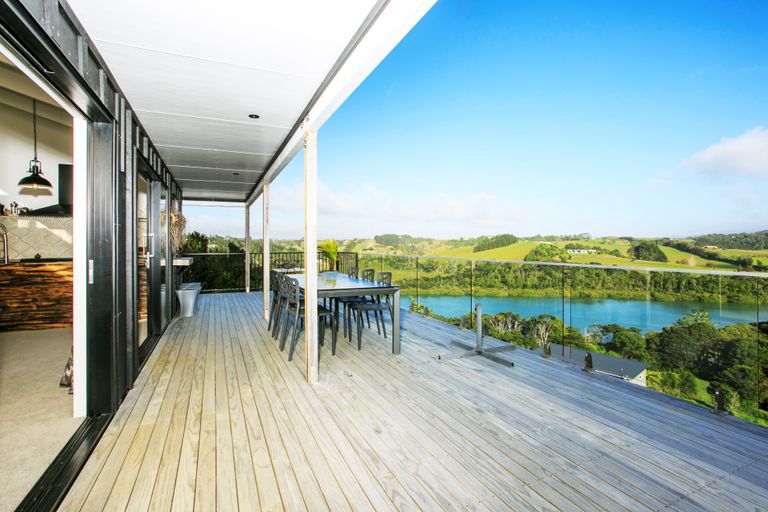 Photo of property in 28 Green Road, Matakana, Warkworth, 0985