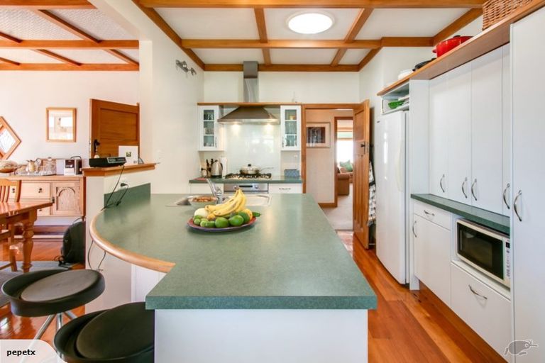 Photo of property in 6 Mckenzie Avenue, Marewa, Napier, 4110