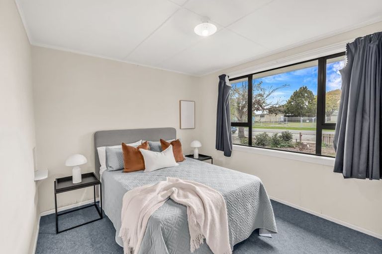 Photo of property in 30 Kent Street, Riversdale, 9776