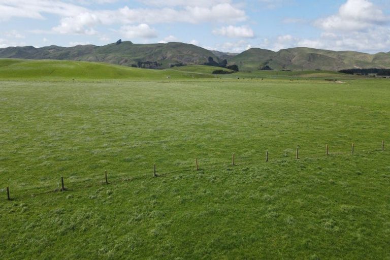 Photo of property in 569 Maunga Road, Dannevirke, 4976