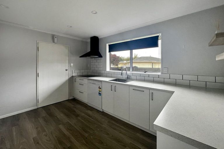 Photo of property in 3a Christian Place, Awapuni, Palmerston North, 4412