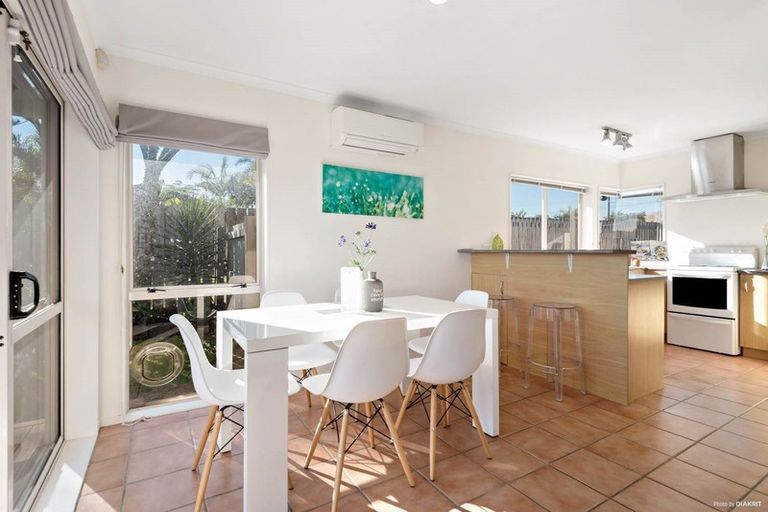 Photo of property in 652a Te Atatu Road, Te Atatu Peninsula, Auckland, 0610