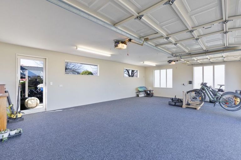 Photo of property in 148 Regent's Park Drive, Casebrook, Christchurch, 8051