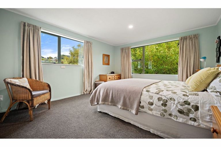 Photo of property in 8 Tau Crescent, Diamond Harbour, 8972