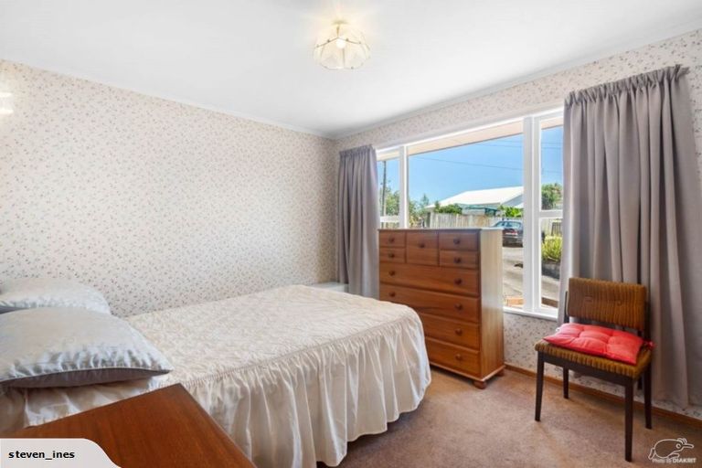 Photo of property in 25a Rodney Street, Howick, Auckland, 2014
