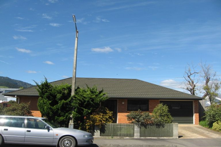 Photo of property in 1/4 Weka Street, The Wood, Nelson, 7010