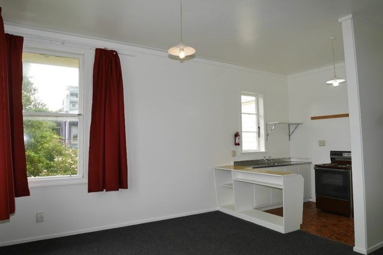 Photo of property in 19 Hiropi Street, Newtown, Wellington, 6021