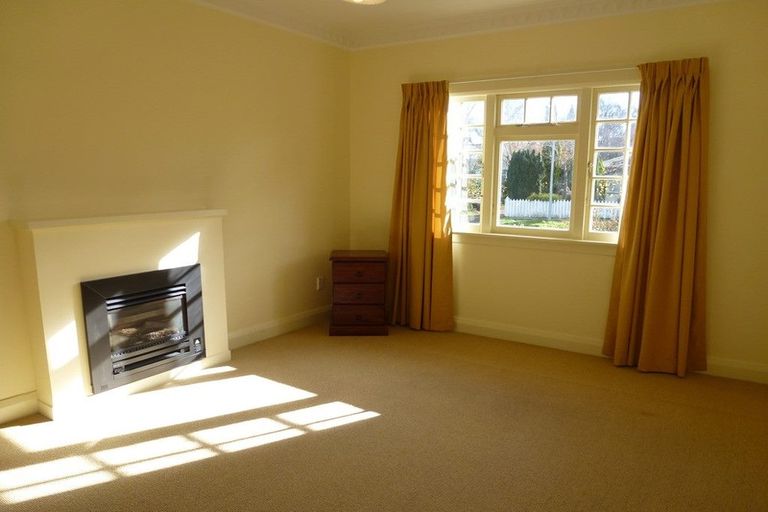Photo of property in 42 Matamau Street, Palmerston North, 4414