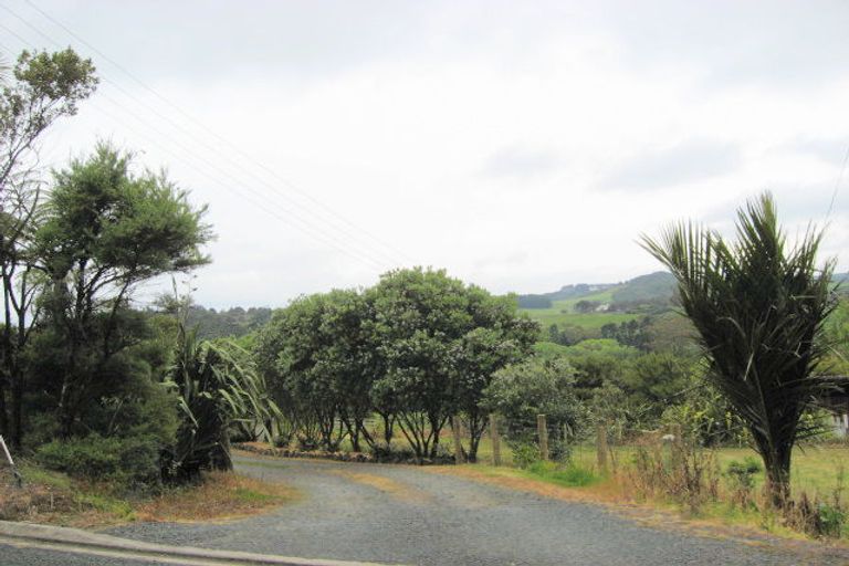 Photo of property in 315 School Road, Waimauku, 0881