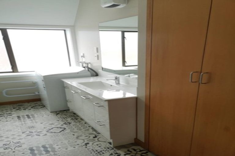 Photo of property in 22 Cashel Street, Christchurch Central, Christchurch, 8013