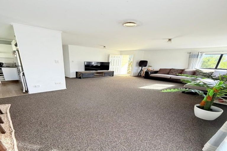 Photo of property in 2/159a Manuka Road, Bayview, Auckland, 0629