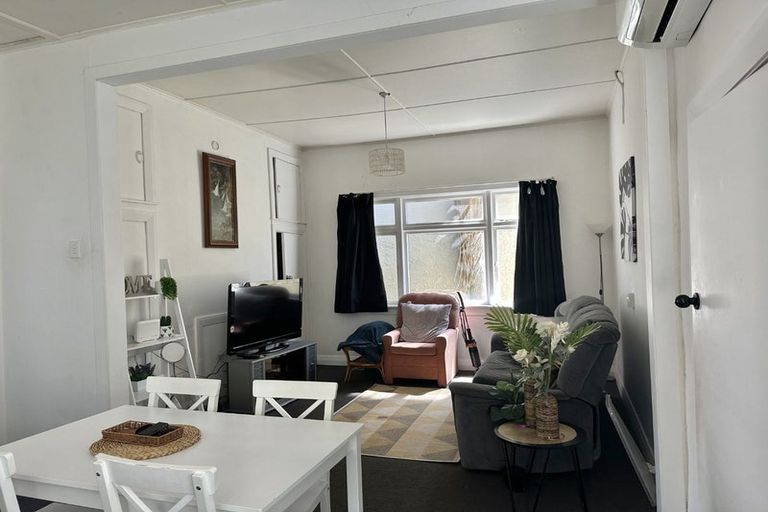 Photo of property in 43 Surrey Street, Caversham, Dunedin, 9012