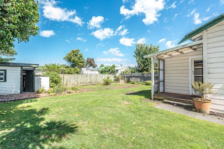 Photo of property in 10 Cavell Place, Gonville, Whanganui, 4501