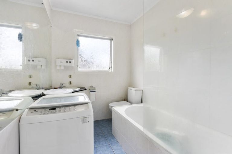 Photo of property in 3 Huka Road, Birkenhead, Auckland, 0626