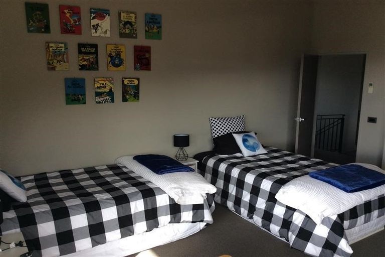 Photo of property in 22 Kelliher Drive, Wanaka, 9305