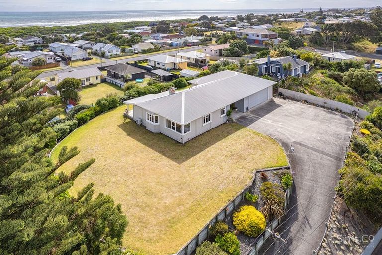 Photo of property in 153 Cornfoot Street, Castlecliff, Whanganui, 4501