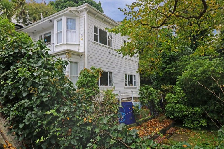 Photo of property in 10 Terrace Gardens, Te Aro, Wellington, 6011