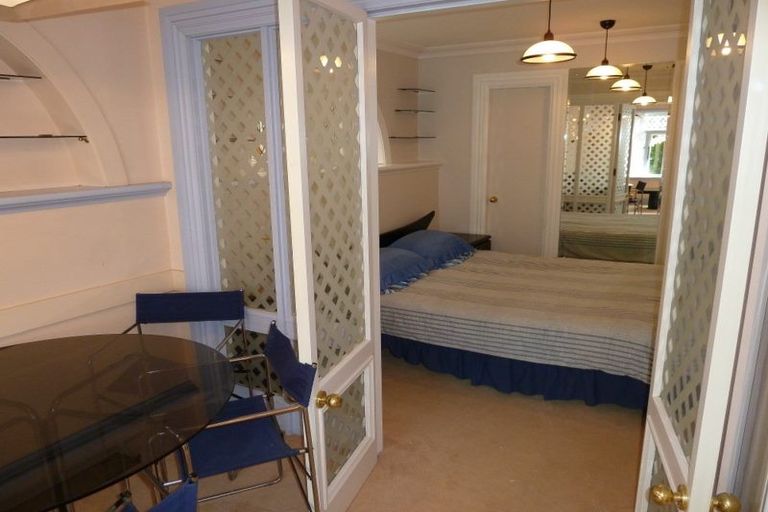 Photo of property in 103 Salamanca Road, Wellington Central, Wellington, 6011