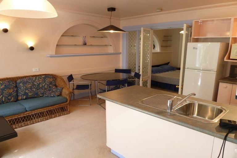 Photo of property in 103 Salamanca Road, Wellington Central, Wellington, 6011