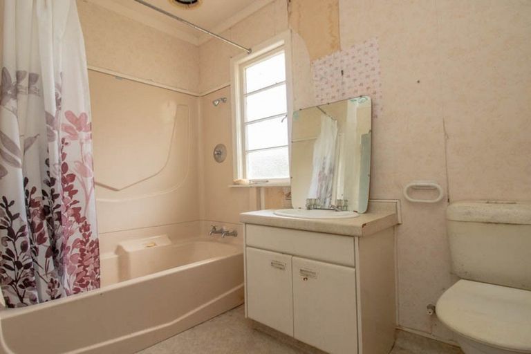 Photo of property in 26 Wood Street, Paeroa, 3600