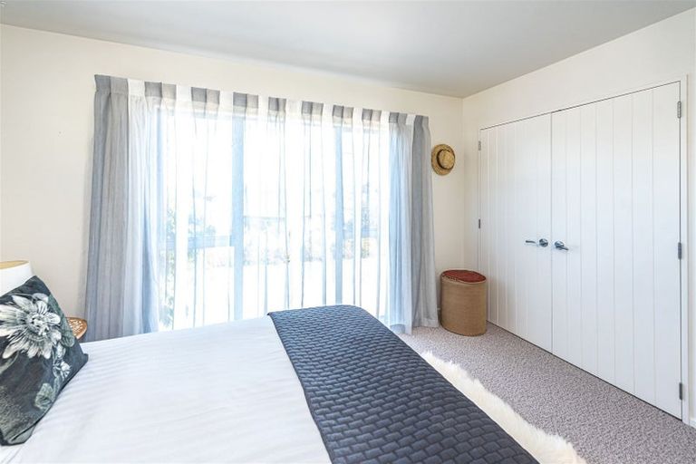 Photo of property in 12 Cotswolds Close, Otamatea, Whanganui, 4500